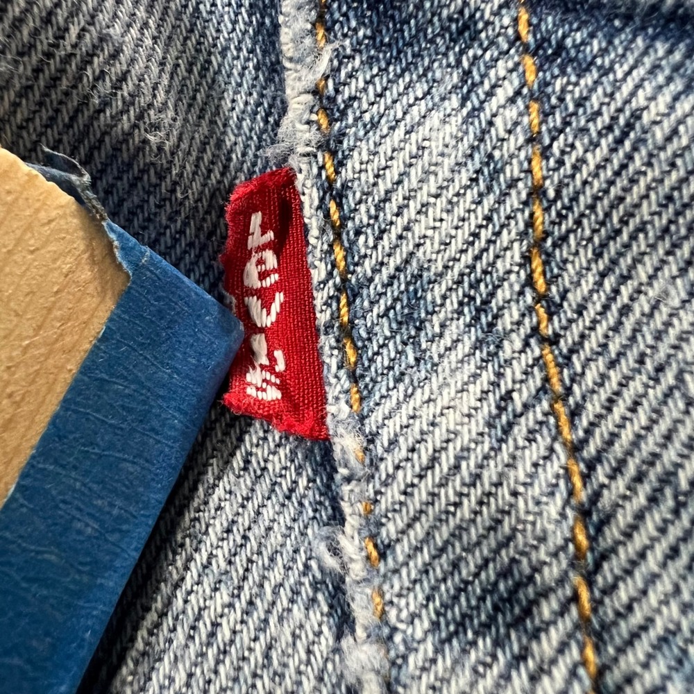 LEVI'S 514 Straight Jeans Mens 32x30 Blue Distressed Medium Wash Denim Rips - Picture 14 of 16